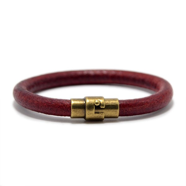 12219051440_1637529236.600x600.jpg Unisex Cowhide Magnetic Buckle Leather Bracelet
