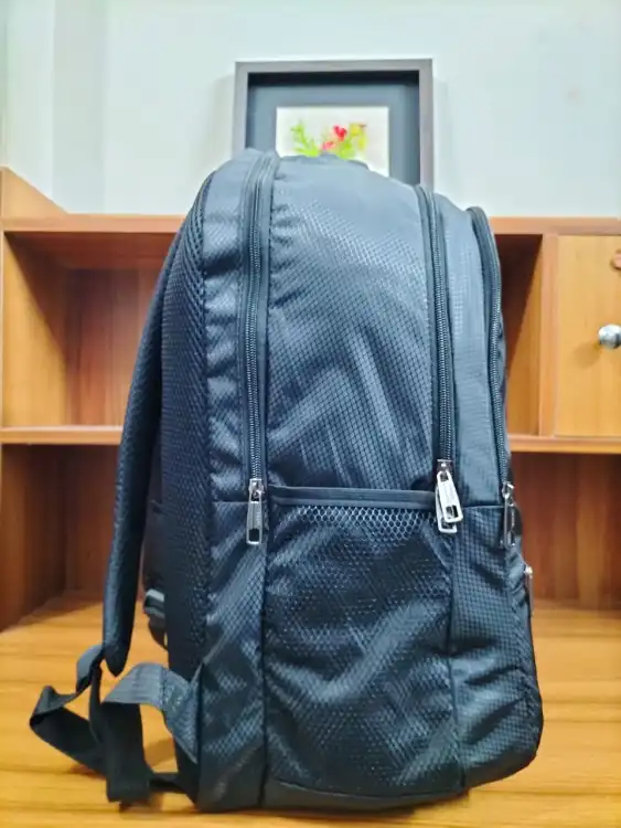 Espiral-swifter-lightweight-laptop-backpack