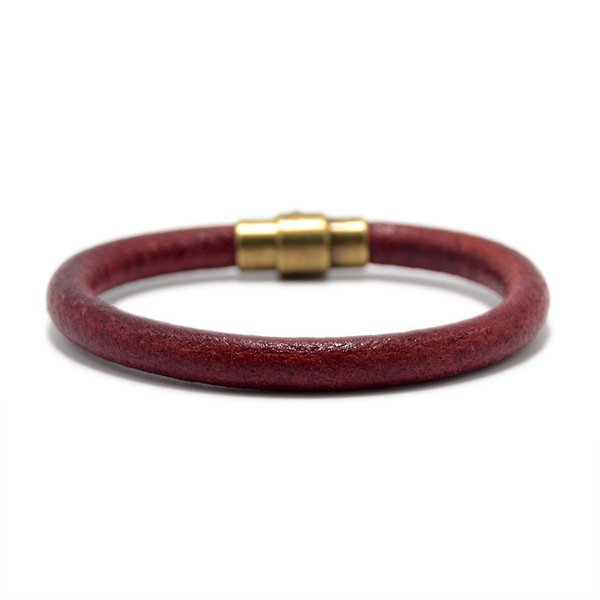 Unisex Cowhide Magnetic Buckle Leather Bracelet