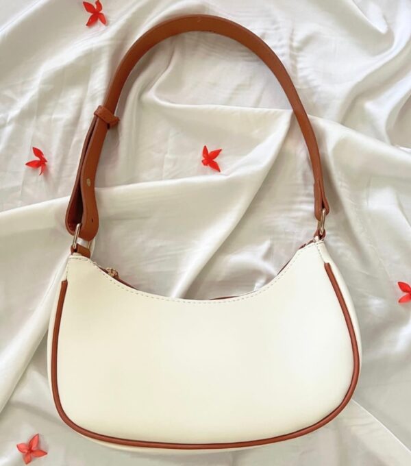 WhatsApp-Image-2025-07-10-at-16.04.42_a2393b7c.jpg Women’s Crescent Underarm Bag Summer 2025